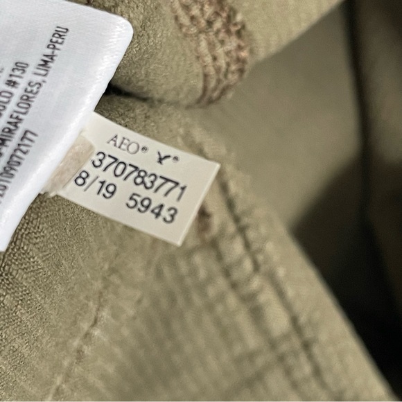 American Eagle Green Corduroy Zip Front Super Stretch Mini Skirt 20 Short - Picture 6 of 11